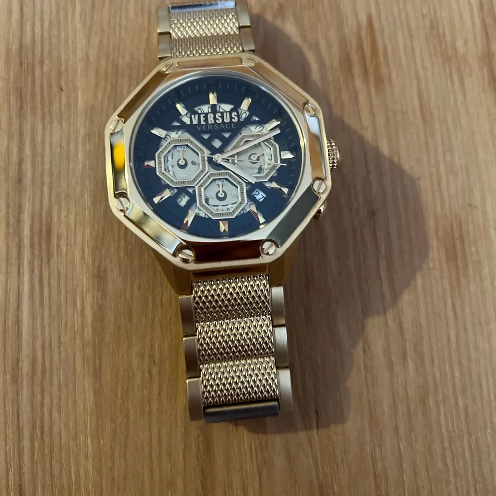 Versus Versace Gold and Black Men's Watch - Picture 4 of 8